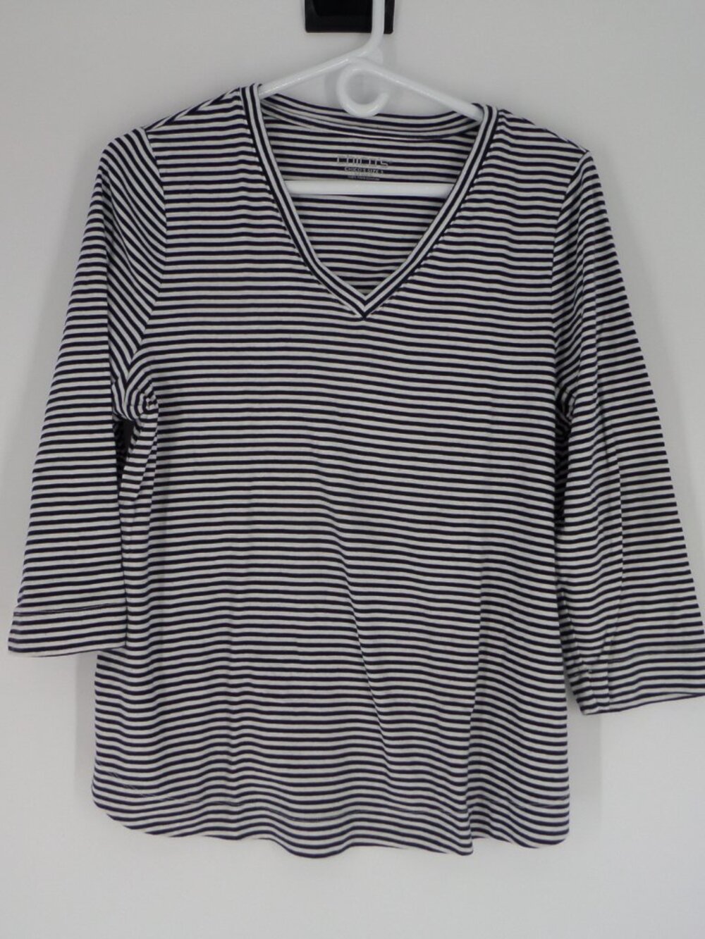 Chico's Woman's  3/4 Sleeve  V Neck Black n White Color Stripe Top Size 3 US XL
